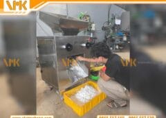 Máy nghiền gạo ẩm VMK đang hoạt động